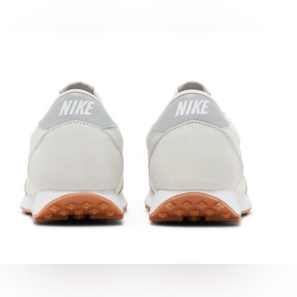 Nike Daybreak Sneakers in White Gum - Picture 3 of 8